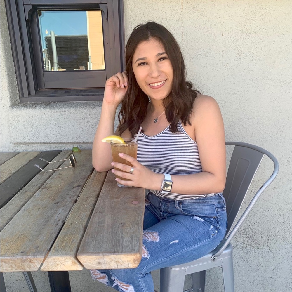 Meet your Posher, Brianne